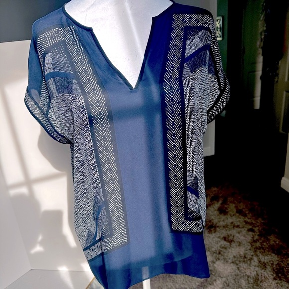 Vince Tops - Vince Navy/White Silk Top. XS